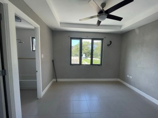 Townhouse For Rent in Valley Vista, Kingston / St. Andrew Jamaica | [5]