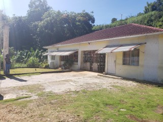 House For Sale in Manchester, Manchester Jamaica | [3]