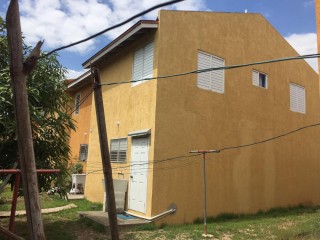 Townhouse For Sale in TWICKENHAM PARK SPANISH TOWN, St. Catherine Jamaica | [1]